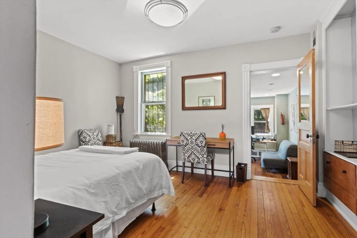 Apartment Historic Capital Hill And Carriage House