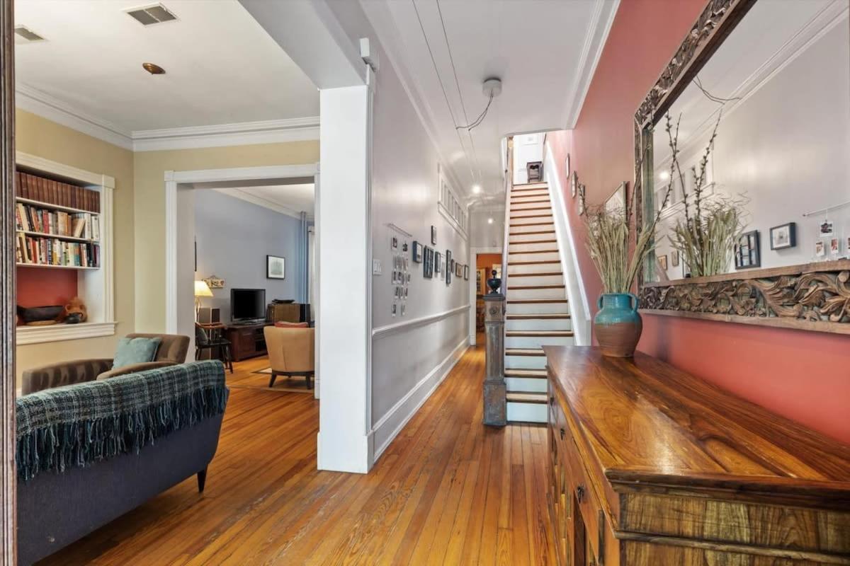 Historic Capital Hill And Carriage House Washington