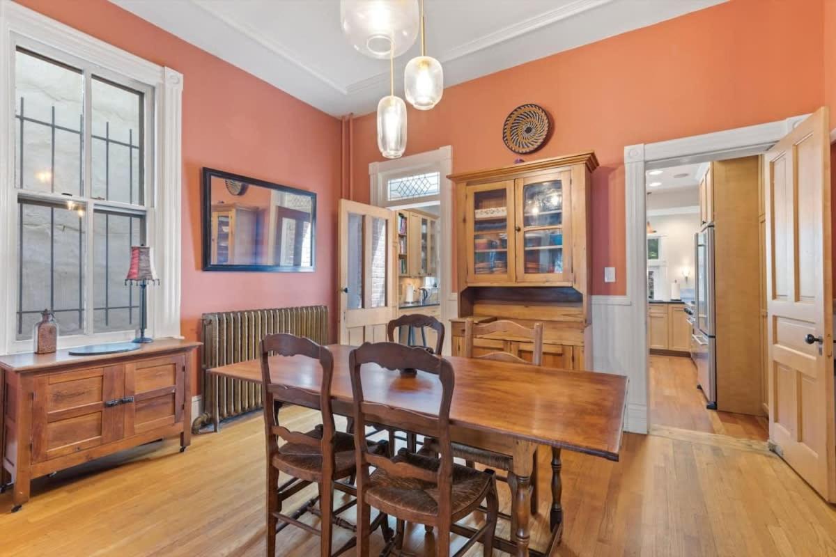 Apartment Historic Capital Hill And Carriage House Washington